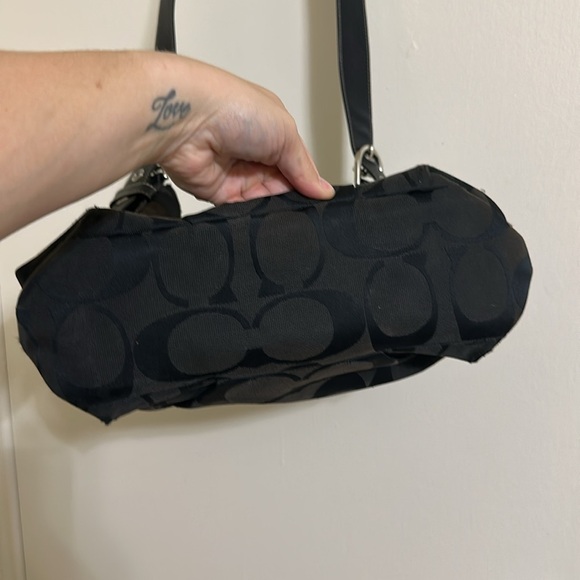 Y2K Coach Hobo Signature Black Logo Crossbody Satchel F1060-F15067 - Picture 5 of 11